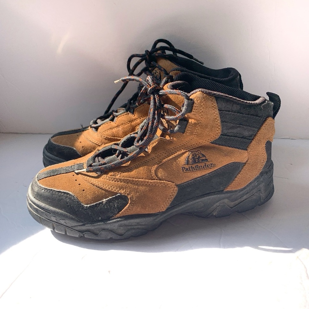 Pathfinder Brown & Black Suede Hiking / Work Boots | Size 7W | CSA Approved